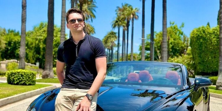 Reverberations of Stefano Casillo’s Musical Voyage: A Harmonious Tale